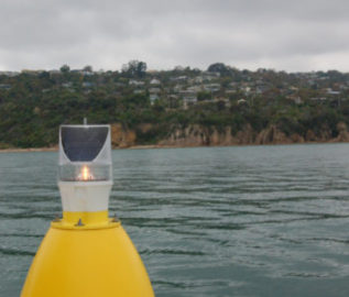 Linternas Marinas y Solares Autónomas